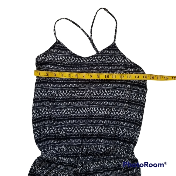 xhilaration Romper - Picture 4 of 5